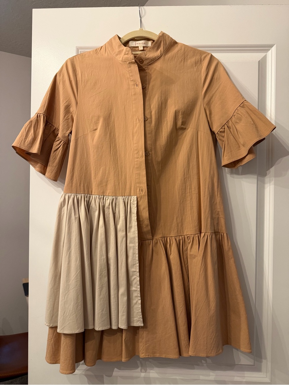 Women’s Two-Tone Ruffle Shirt Dress - Tan & Cream